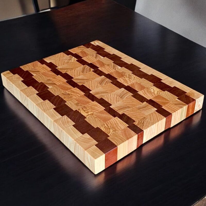 Materiali Selezionati, Taglieri in legno Iroko o Noce Americano Materiali Selezionati, Taglieri in legno Iroko o Noce Americano